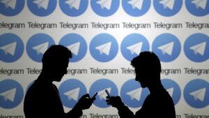 russia blocks telegram chat app after court ruling.jpg